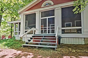 Island Cottage on Evans Lake: Boat Rental Required