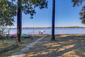 New Bern Home w/ Direct Access to Neuse River