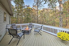 Fire Pit & Grill: Tranquil Retreat in Hot Springs