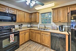 Fire Pit & Grill: Tranquil Retreat in Hot Springs