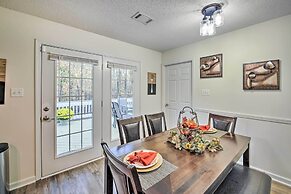 Fire Pit & Grill: Tranquil Retreat in Hot Springs