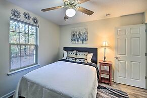 Fire Pit & Grill: Tranquil Retreat in Hot Springs