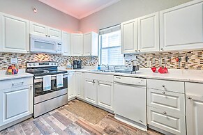 Updated Ybor City Duplex ~ 1/2 Mi to Seventh Ave!