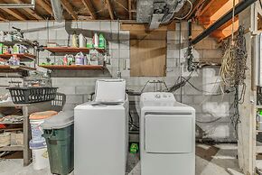 Cloudcroft Cabin Vacation Rental: 3 Mi to Skiing!