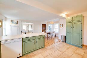 < 4 Mi to Cooperstown: Charming Historic Home!