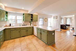 < 4 Mi to Cooperstown: Charming Historic Home!