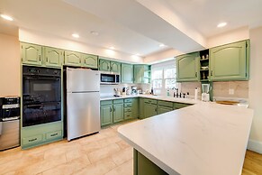 < 4 Mi to Cooperstown: Charming Historic Home!