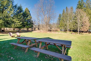 < 4 Mi to Cooperstown: Charming Historic Home!