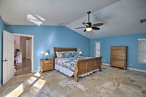 Private Fort Myers Escape w/ Screened Pool & Lanai