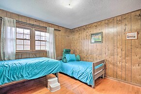 Serene Johnson City Home w/ Mountain Views