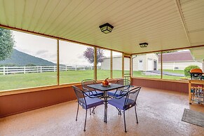 Serene Johnson City Home w/ Mountain Views