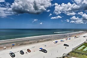 Oceanfront Daytona Beach Studio w/ Balcony