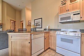 Keystone Ski Condo w/ Mtn View - Walk to Gondola!