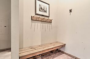 Keystone Ski Condo w/ Mtn View - Walk to Gondola!