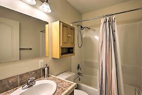 Pet-friendly Grand Junction Townhome w/ Yard!