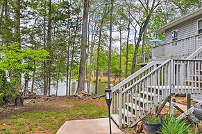 Lakeside Haven w/ Private Dock: Fish & Swim!
