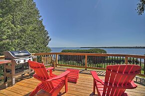 Plattsburgh Home w/ Deck on Lake Champlain