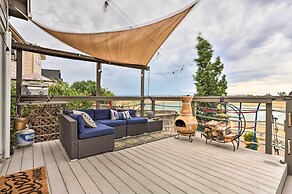 Scenic Home w/ Furnished Deck ~ 14 Mi to Denver