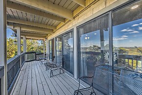 Serene Alto Cabin w/ Mountain Views & Fire Pit!