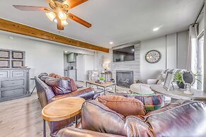 Serene Alto Cabin w/ Mountain Views & Fire Pit!