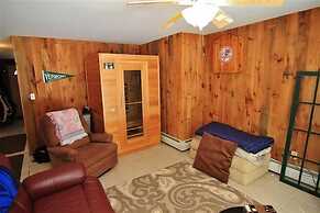 South Londonderry Home, Walk to Magic Mtn Ski Area