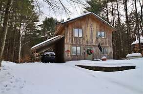 South Londonderry Home, Walk to Magic Mtn Ski Area