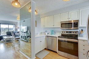 Walk to Beach: Hilton Head Condo w/ Golf Views