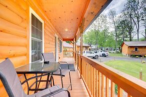 Private Hot Tub: Tuckasegee River Couple's Escape