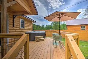 Private Hot Tub: Tuckasegee River Couple's Escape