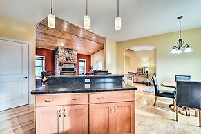 Cozy Home w/ Patio, 2 Mi to Dale Hollow Lake!