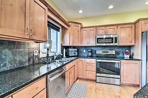 Cozy Home w/ Patio, 2 Mi to Dale Hollow Lake!