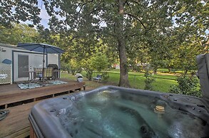 Hot Tub & Deck: Tranquil Home Near Grand Lake