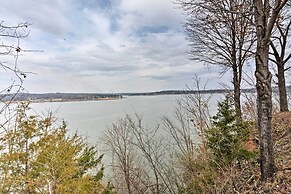 Hot Tub & Deck: Tranquil Home Near Grand Lake