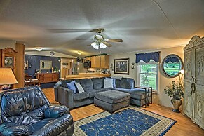 Hot Tub & Deck: Tranquil Home Near Grand Lake