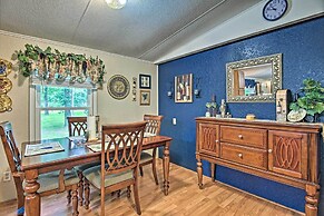 Hot Tub & Deck: Tranquil Home Near Grand Lake