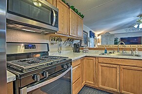 Hot Tub & Deck: Tranquil Home Near Grand Lake