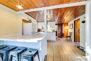Houghton Lake Cottage - Central Location!
