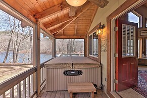 'serenity on the River' Luxe Lewisburg Cabin!