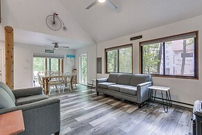 Screened Porch & Deck: Pet-friendly Poconos Escape