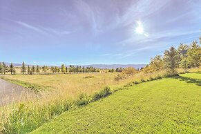 Stunning Valley Home w/ Furnished Deck & Mtn Views