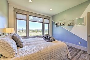 Stunning Valley Home w/ Furnished Deck & Mtn Views