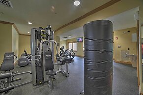 Upscale Step-free Branson Getaway: Resort Perks!