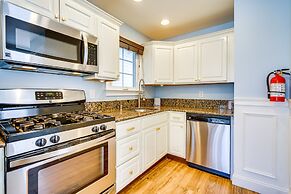 New Jersey Abode - Near Theme Parks, Walk to Beach