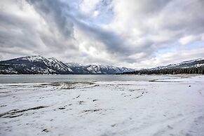 Mountain Chalet w/ Hot Tub by Cle Elum Lake!