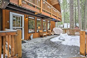 Mountain Chalet w/ Hot Tub by Cle Elum Lake!