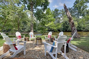 Townsend Apt on Little River - 3 Mi to Natl Park!