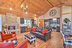 Modern Broken Bow Cabin: Large Deck, BBQ & Pergola