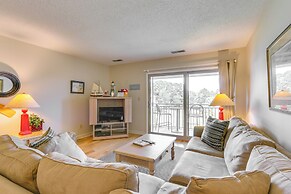 Coastal Sea Pines Escape: Walk to Beach!