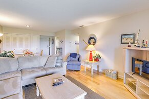 Coastal Sea Pines Escape: Walk to Beach!