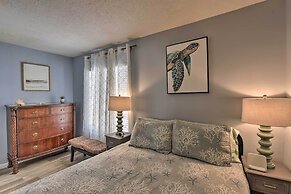 Relaxing Harbor Island Condo: Walk to the Beach!